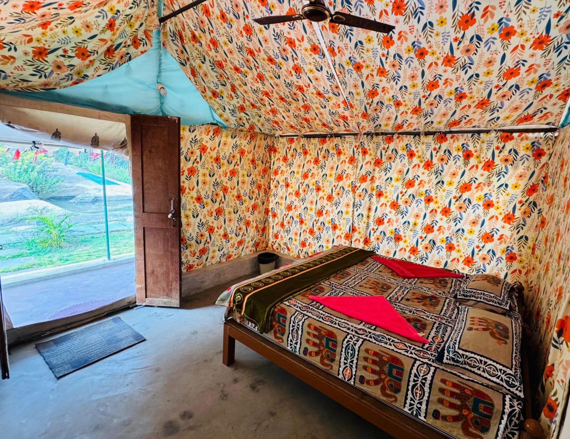 Murali Guesthouse Hampi Extérieur photo
